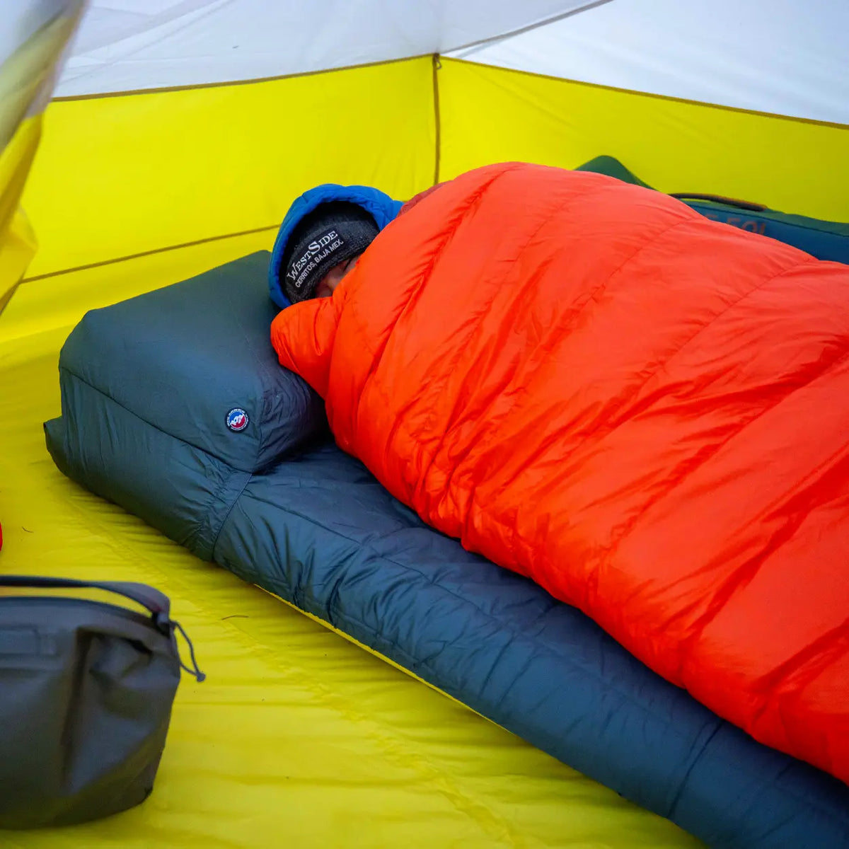 Sleeping Pad Pillow Barn | Big Agnes | Big Agnes Canada